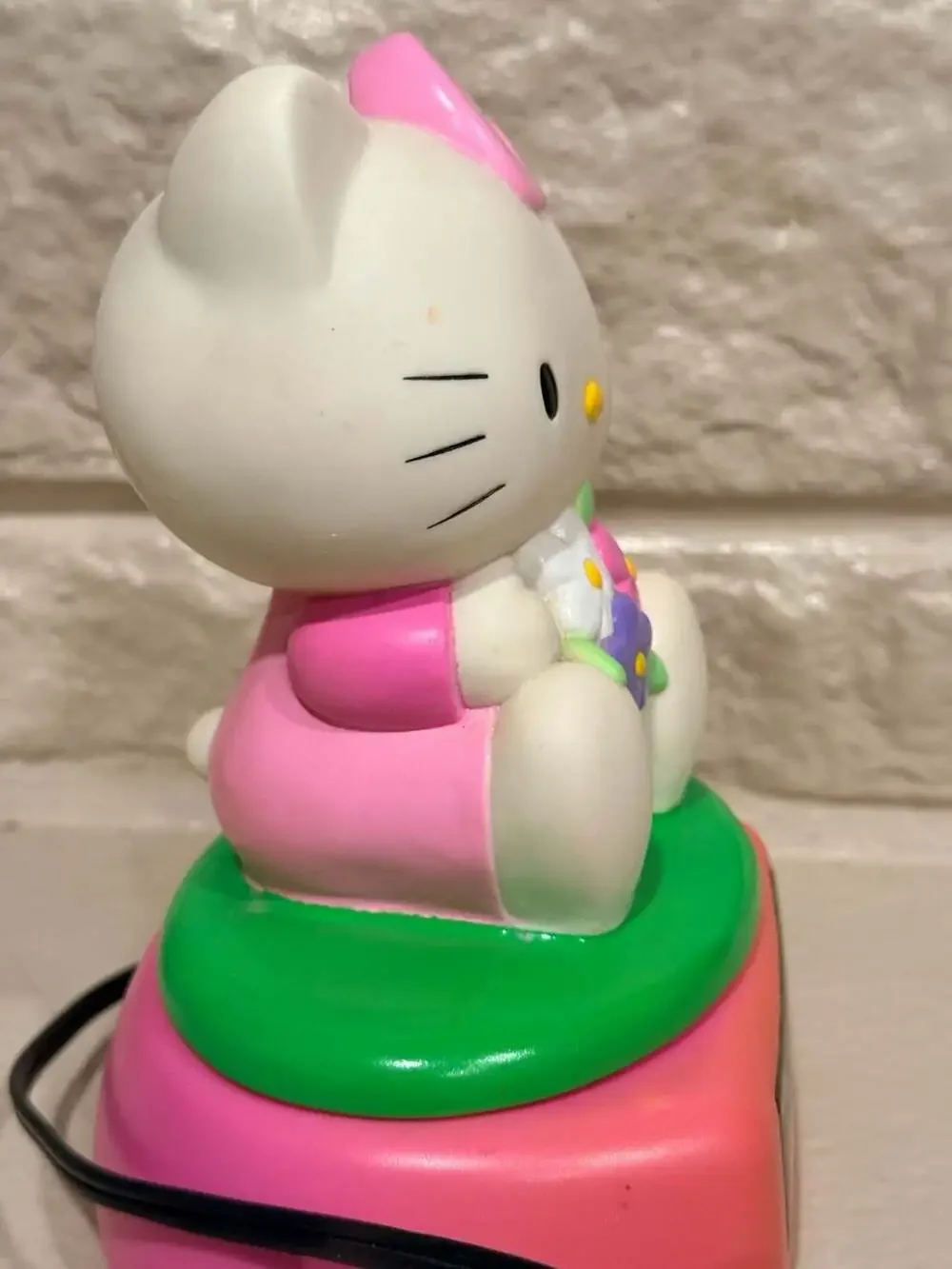 Y2K Sanrio Hello Kitty Digital Alarm Clock with Flowers